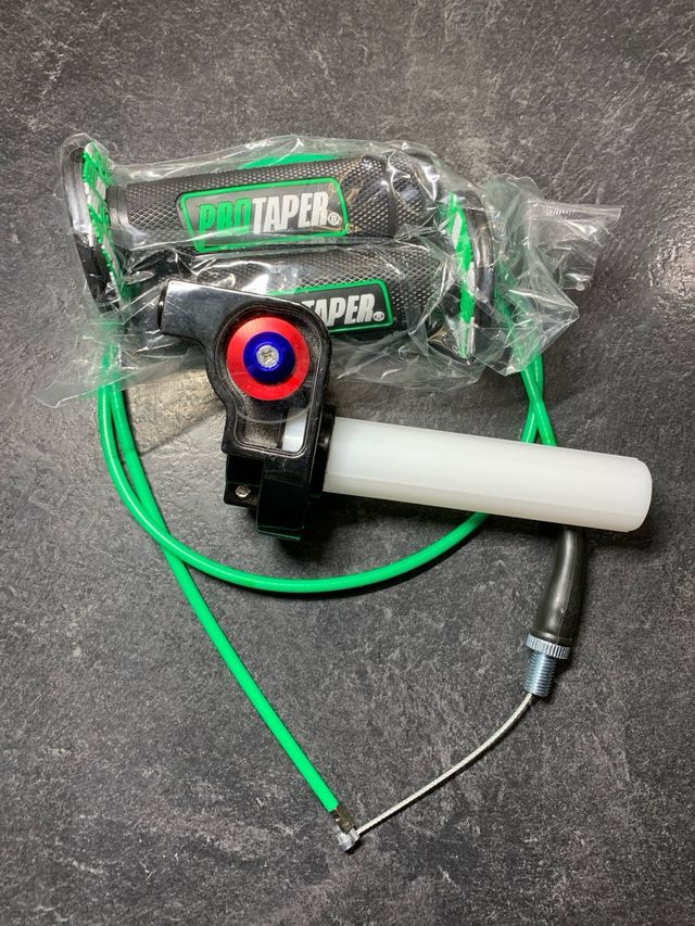 Puño de gas + puños NUEVO