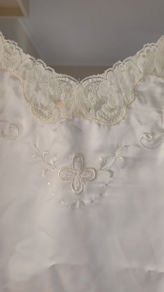 Top lencero bordado blanco