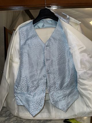 Traje de comunion chico