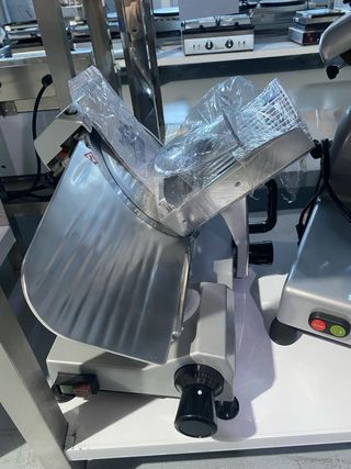 CORTADORA DE FIAMBRES