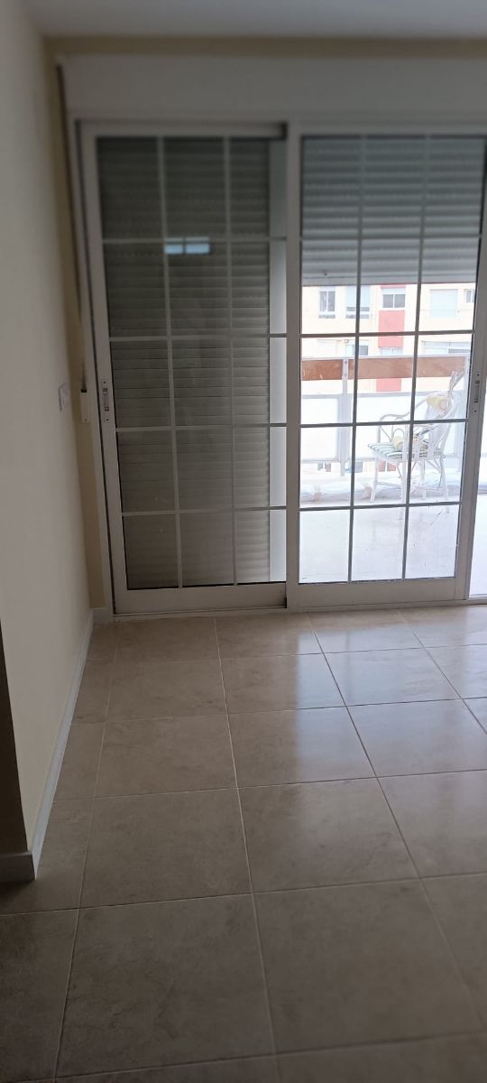 Colocación ventanas, puertas, albañil!!