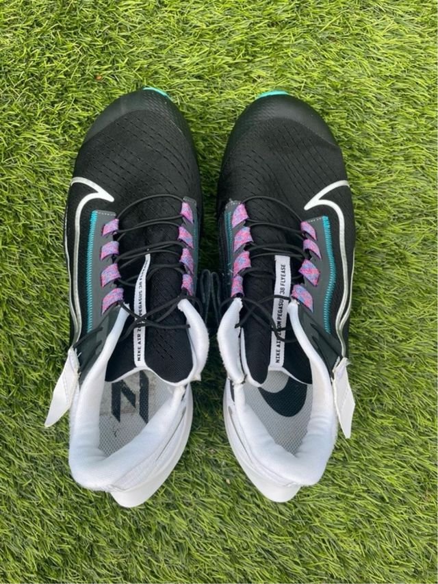 Nike AirZoom Pegasus 38 Flyease