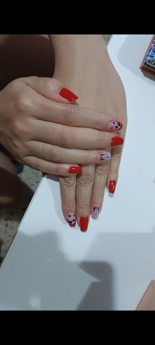 Uñas semipermanente