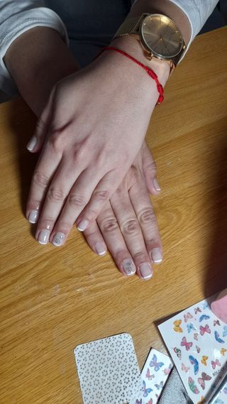 Uñas semipermanente