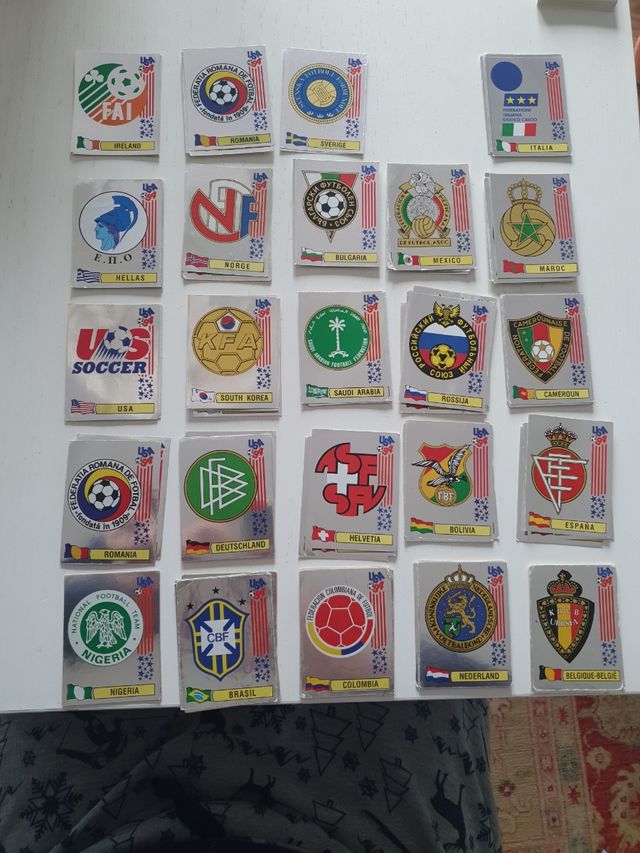 ESCUDOS USA 94 PANINI