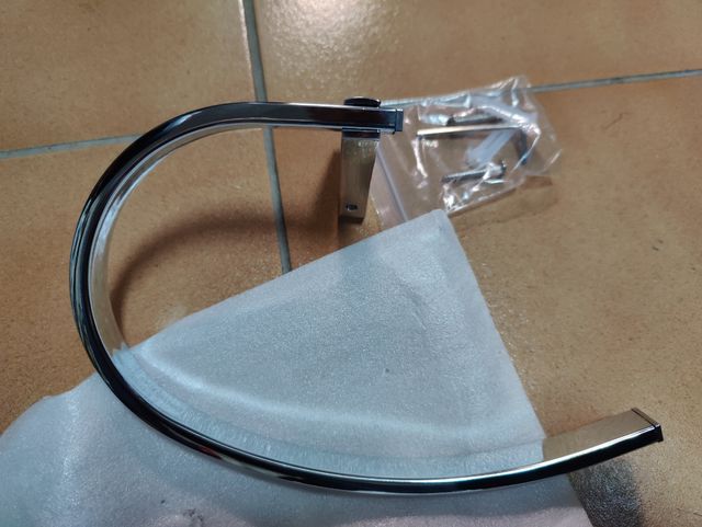 Toallero cromo brillo nuevo a estrenar