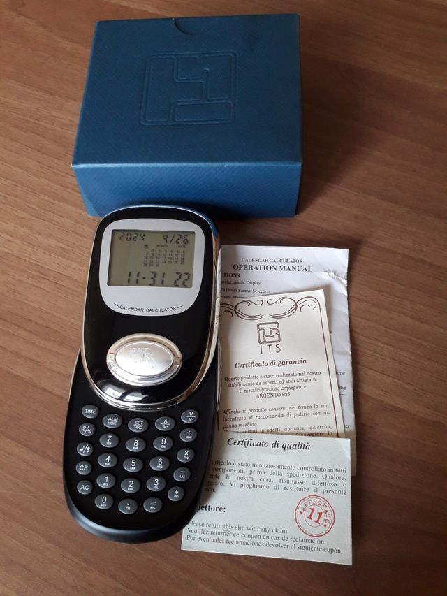 orologio con calcolatrice