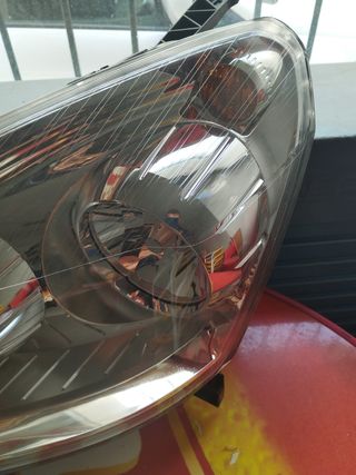 Faro izquierdo Opel Astra h