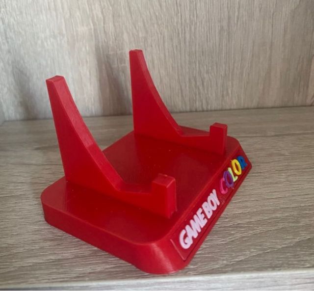 Soporte Game Boy Color en rojo