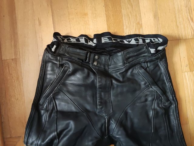 Pantalón de cuero Rev'it! Talla L