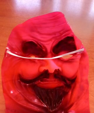 Máscara y gorro demonio