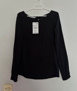 Blusa negra de zara