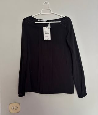 Blusa negra de zara