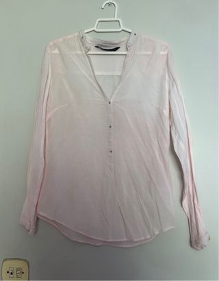 Blusa blanca rosacea de zara