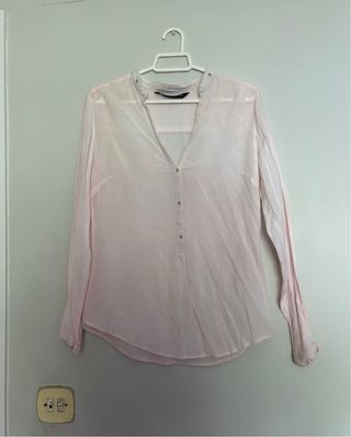 Blusa blanca rosacea de zara