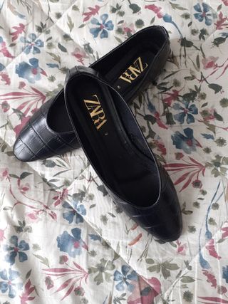 Zapatos bailarinas nuevas Zara