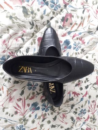 Zapatos bailarinas nuevas Zara