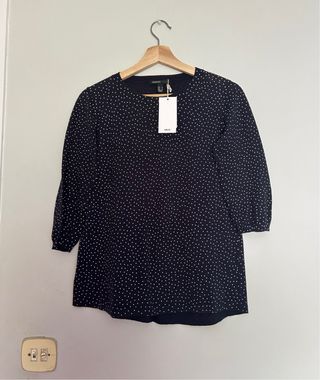 Jersey azul marino con puntos blancos de mango