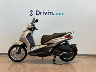PIAGGIO BEVERLY 400. Carnet A2