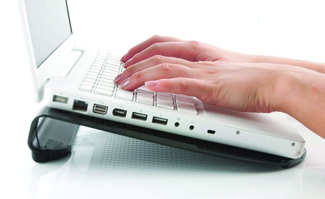 REFRIGERADOR ALUMINIO PARA PORTÁTIL