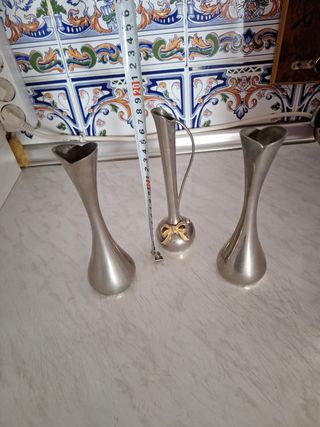 Juego 3 Jarrones pequeños.