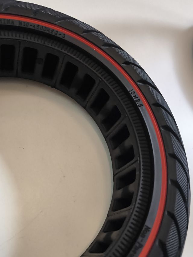 CUBIERTAS MACIZAS 10x2.5" PATINETES