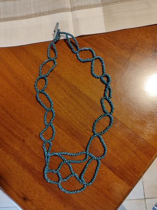 Collane in legno multicolore