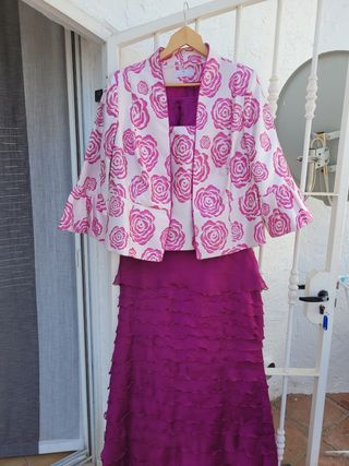 TRAJE  MADRINA 3 PIEZAS COMO NUEVO