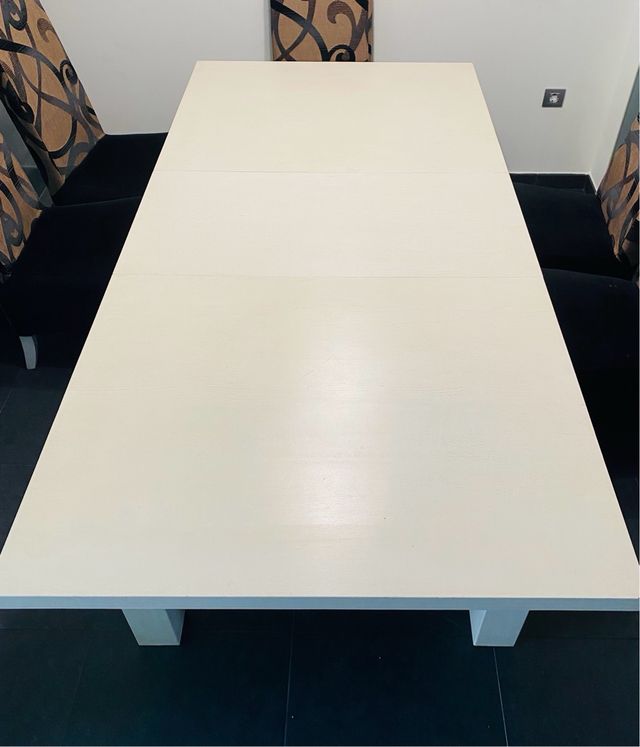 Mesa comedor - cocina blanca