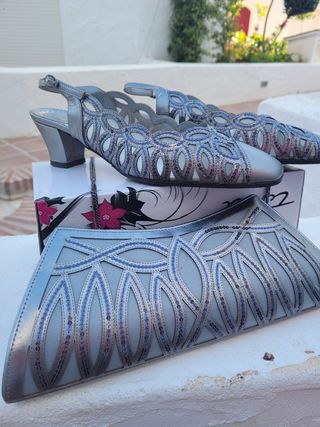 Zapatos y bolso
