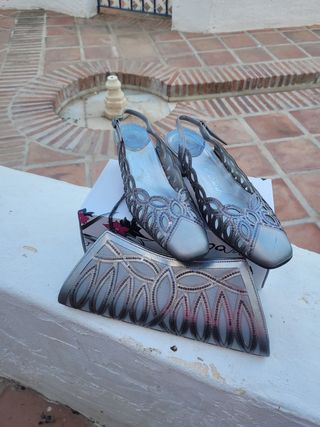 Zapatos y bolso