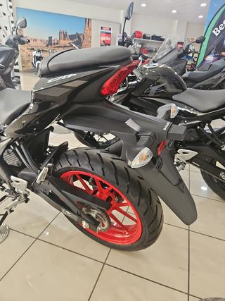 SUZUKI GSXR 125
