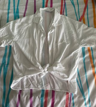 Stradivarius camisa blanca COMO NUEVA