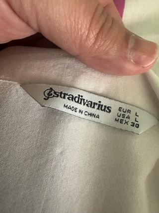Stradivarius camisa blanca COMO NUEVA
