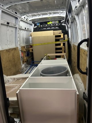 AUTONOMO CON FURGONETA   portes y mudanzas