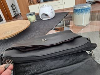 Borsetta con borchiette