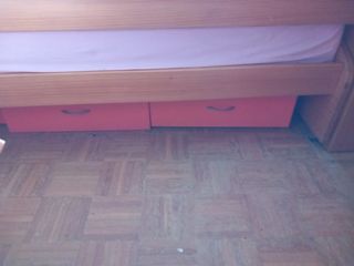 Cama nido con estanteria INCLUIDO  dos colchones
