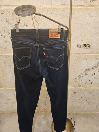 Pantalón levis