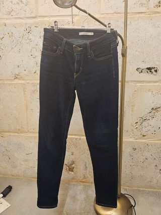 Pantalón levis