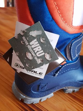 Stivaletti bimbo numero 25