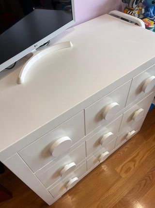 Cómoda blanca