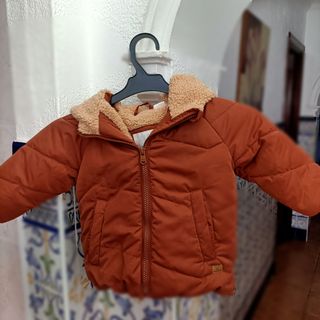 Chaquetón niño marrón zara 