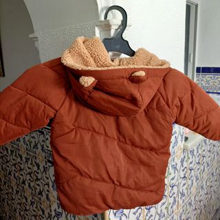 Chaquetón niño marrón zara 