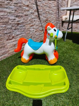 Pony balancín y correpasillos, Feber