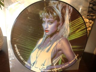 DOS DISCOS VINILO MADONNA