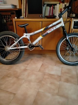Bici trial.