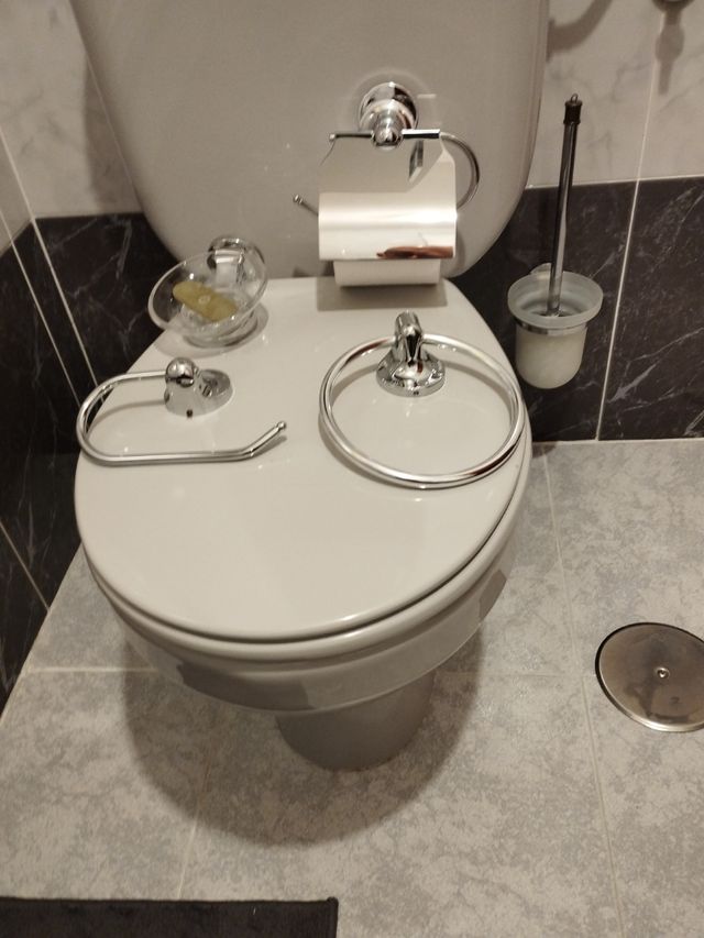 ACCESORIOS DE BAÑO