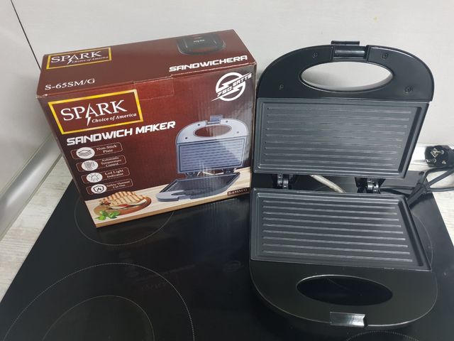 SÁNDWICHERA NUEVA CON GRILL