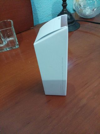 BASE DE MAQUILLAJE SIN ESTRENAR.