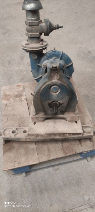 Bomba de Riego para Tractor marca HMT